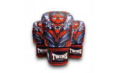 Боксерские перчатки Twins FBGVL3-58 (Кабуки) red 16 oz